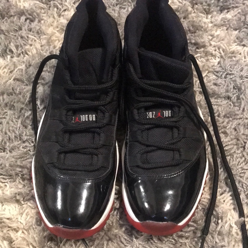 Bred 11 size 8 men